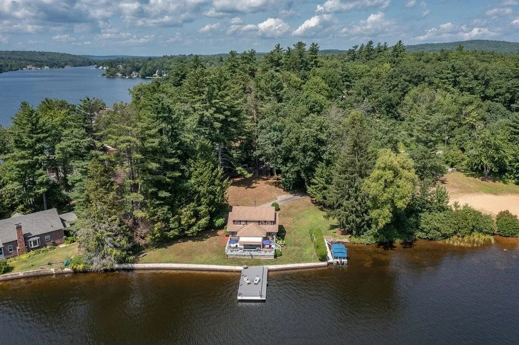 13-15 Lake Avenue Northwood NH 03261