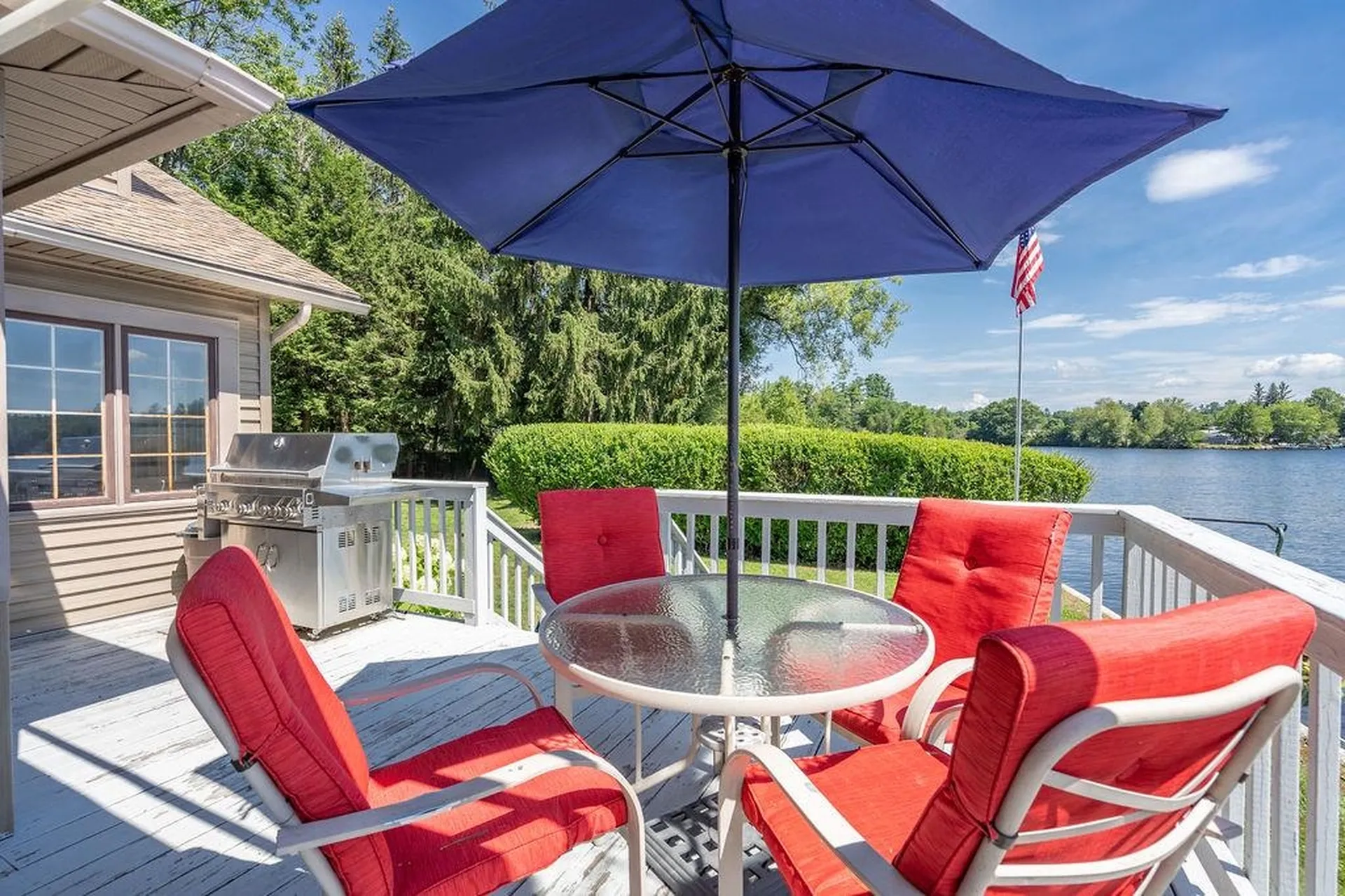 13-15 Lake Avenue Northwood NH 03261