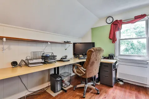 17 Sunset Avenue Derry NH 03038