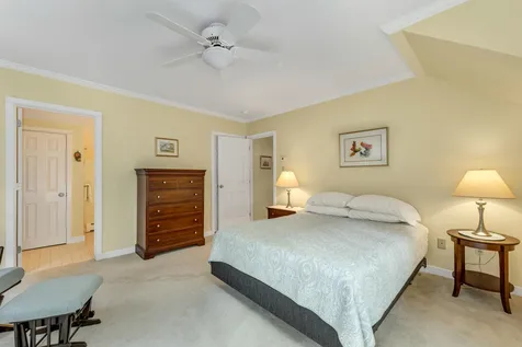 15 Hickory Road Wolfeboro NH 03894