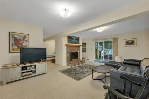 15 Hickory Road Wolfeboro NH 03894