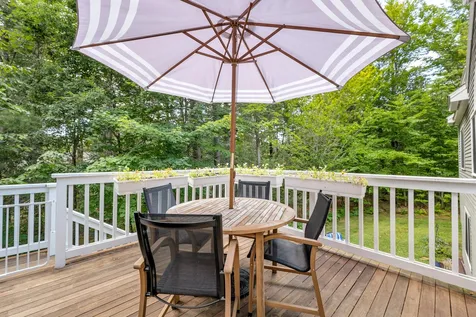 15 Hickory Road Wolfeboro NH 03894