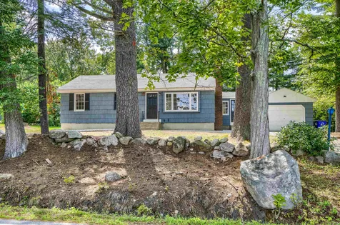 34 Wallace Road Goffstown NH 03045