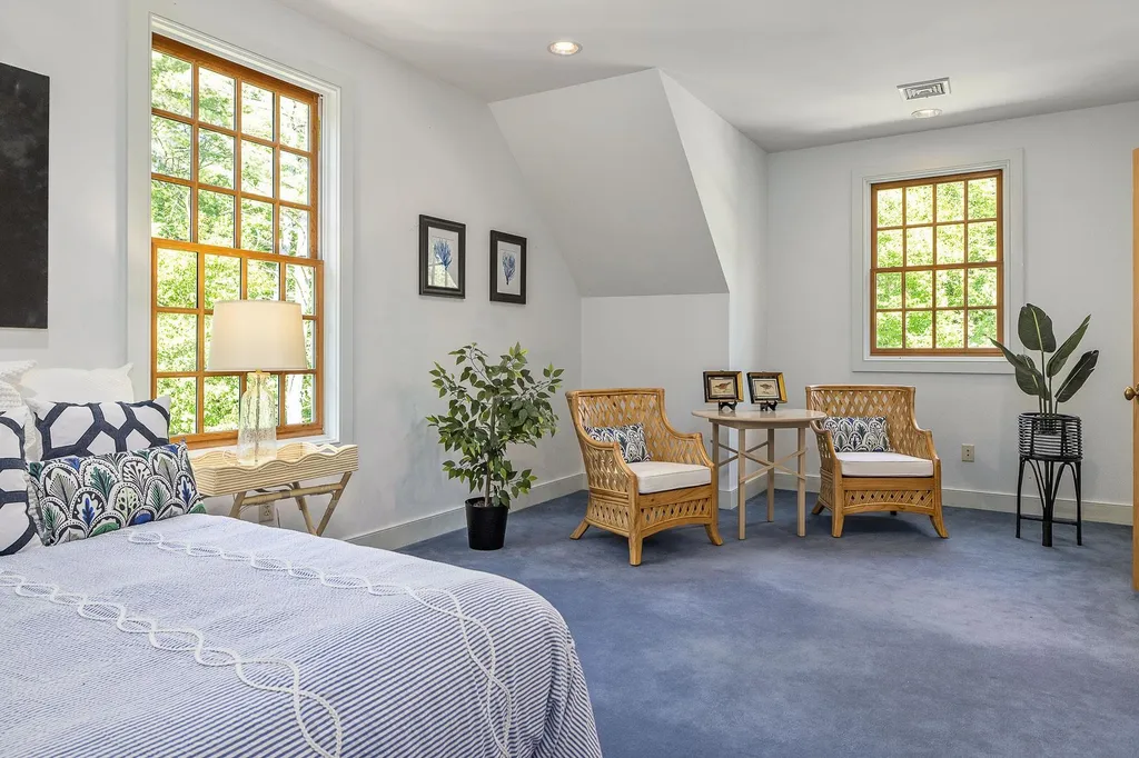 43 Stagecoach Road Durham NH 03824