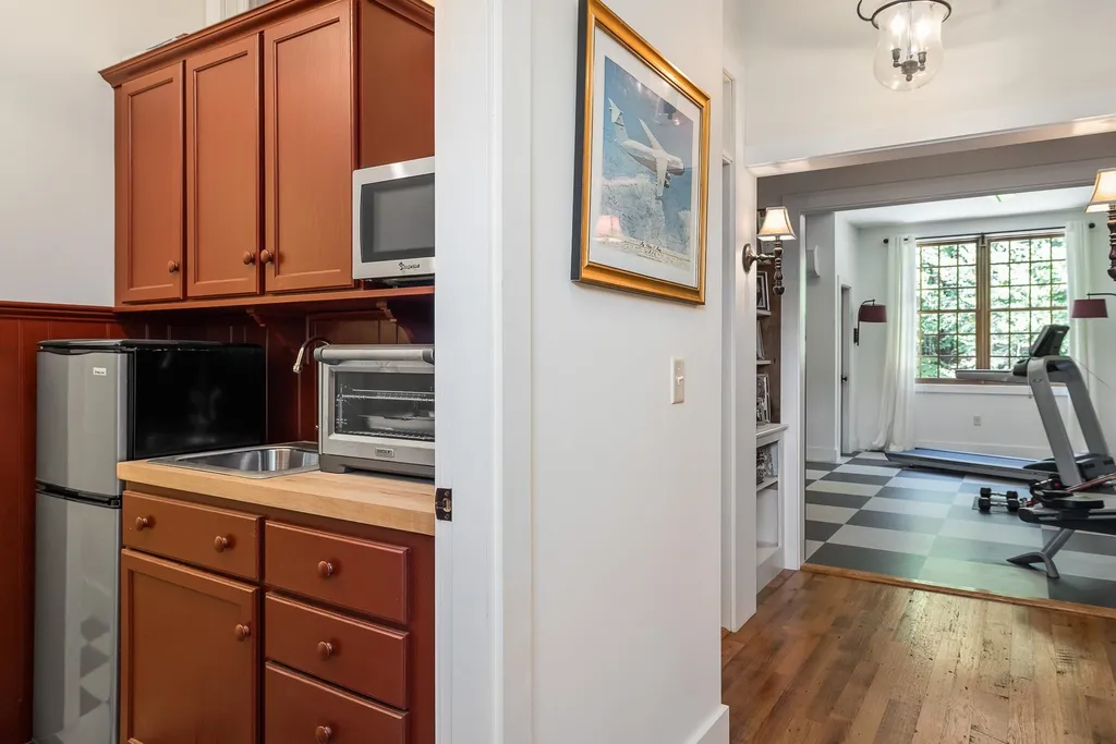 43 Stagecoach Road Durham NH 03824