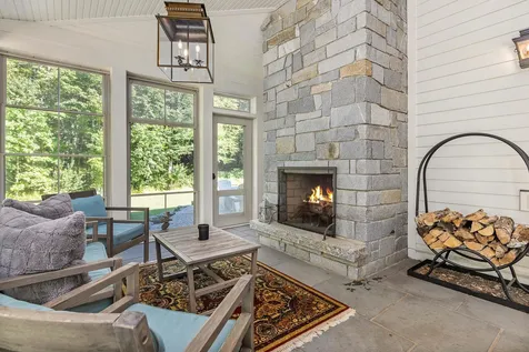 43 Stagecoach Road Durham NH 03824
