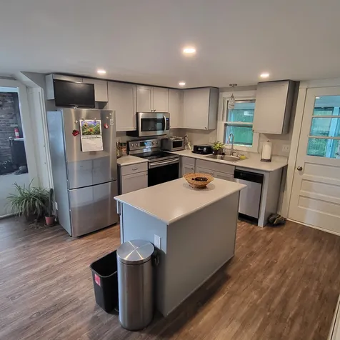 8 Als Avenue Allenstown NH 03275
