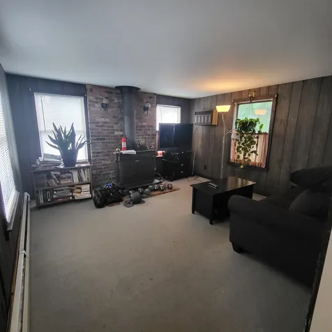 8 Als Avenue Allenstown NH 03275