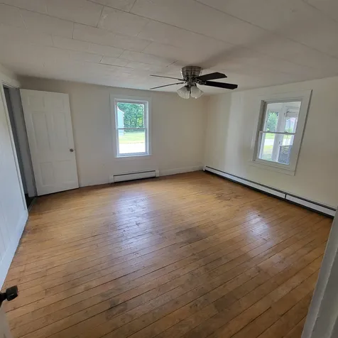 8 Als Avenue Allenstown NH 03275