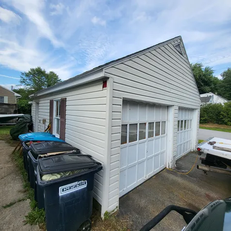 8 Als Avenue Allenstown NH 03275