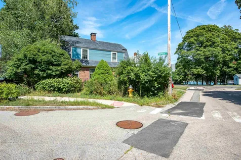 40 Porpoise Way Portsmouth NH 03801