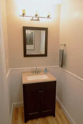 10 Nutter Drive Alton NH 03810