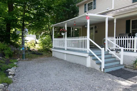 10 Nutter Drive Alton NH 03810