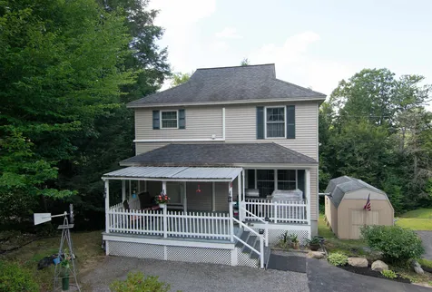 10 Nutter Drive Alton NH 03810