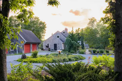 37 Turtle Moon Road Charlotte VT 05445