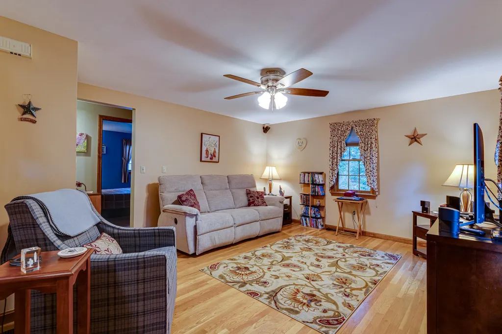 6 Newton Street Dover NH 03820