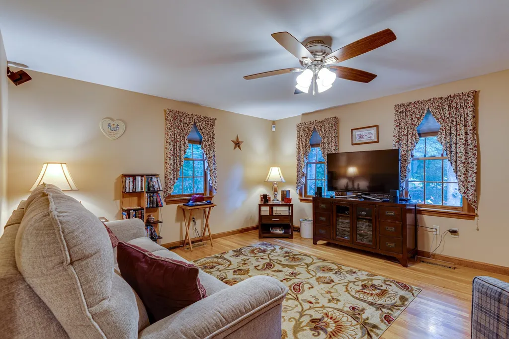 6 Newton Street Dover NH 03820