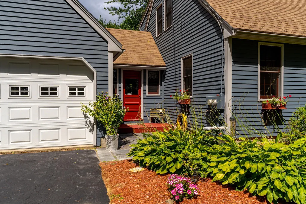 6 Newton Street Dover NH 03820