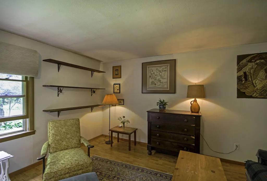 437 Hall Road Lincoln VT 05443