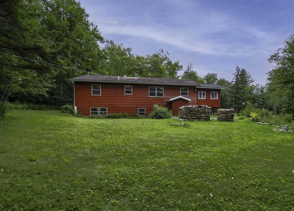 437 Hall Road Lincoln VT 05443