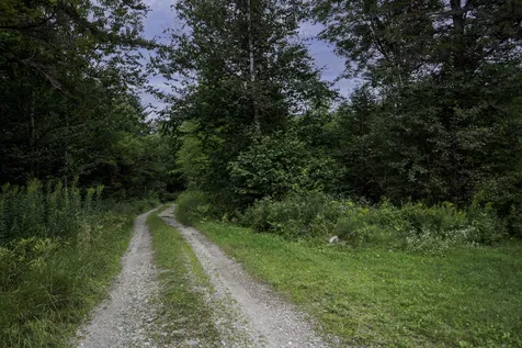 437 Hall Road Lincoln VT 05443