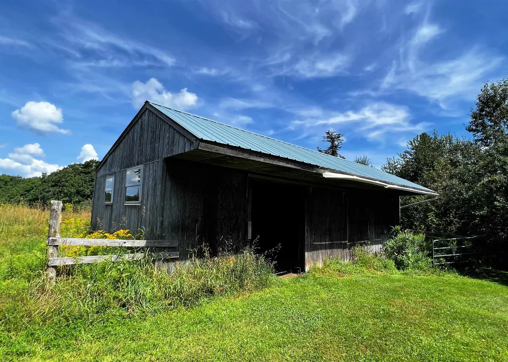 2711 Cabot Plains Road Cabot VT 05647