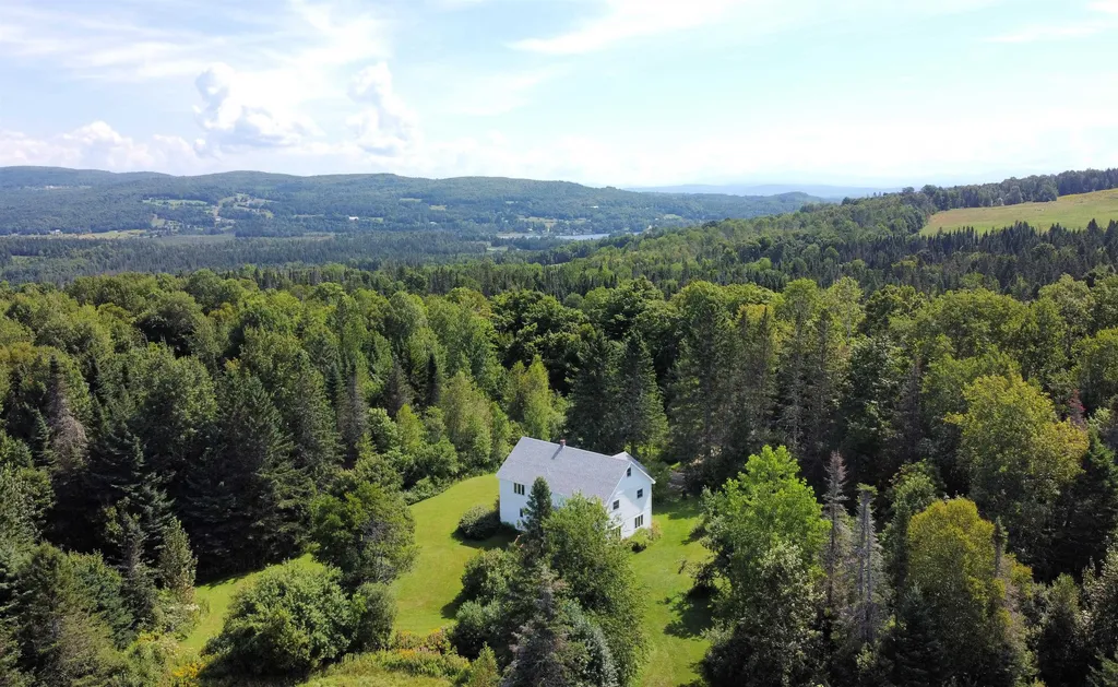 2711 Cabot Plains Road Cabot VT 05647