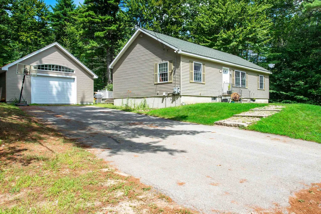 125 Burley Park Drive Wakefield NH 03830
