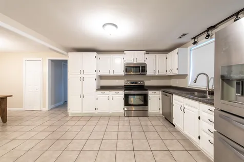 54 Hayden Road Pelham NH 03076