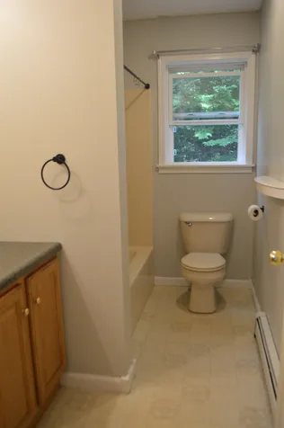 18 Woodcrest Drive Ossipee NH 03864