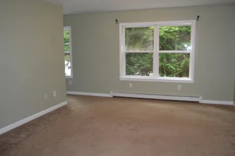 18 Woodcrest Drive Ossipee NH 03864