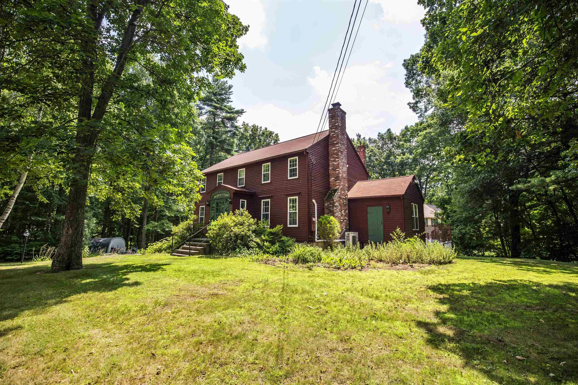 1 Gardiners Way Derry NH 03038