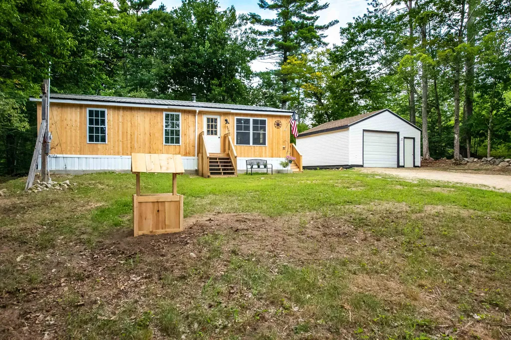 446 Hare Road Milton NH 03851