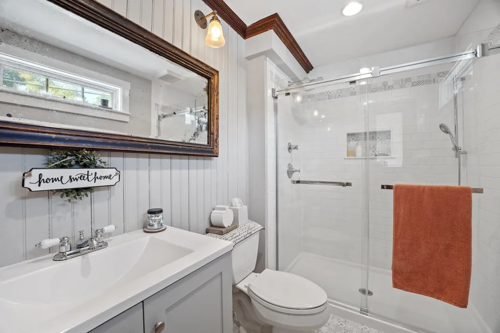1213 Battle Street Webster NH 03303