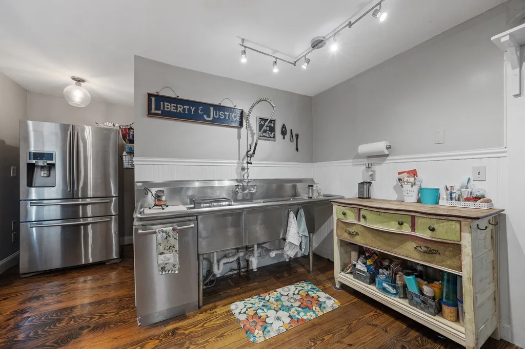 1213 Battle Street Webster NH 03303