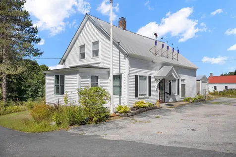 1213 Battle Street Webster NH 03303
