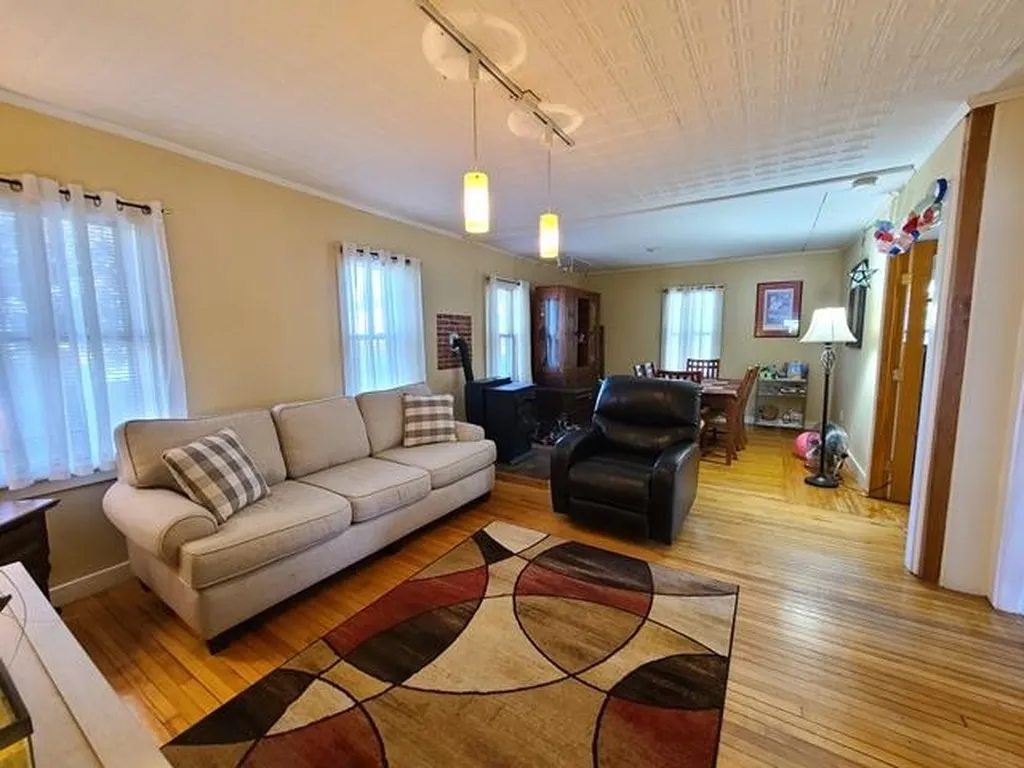56 Douglass Street Keene NH 03431