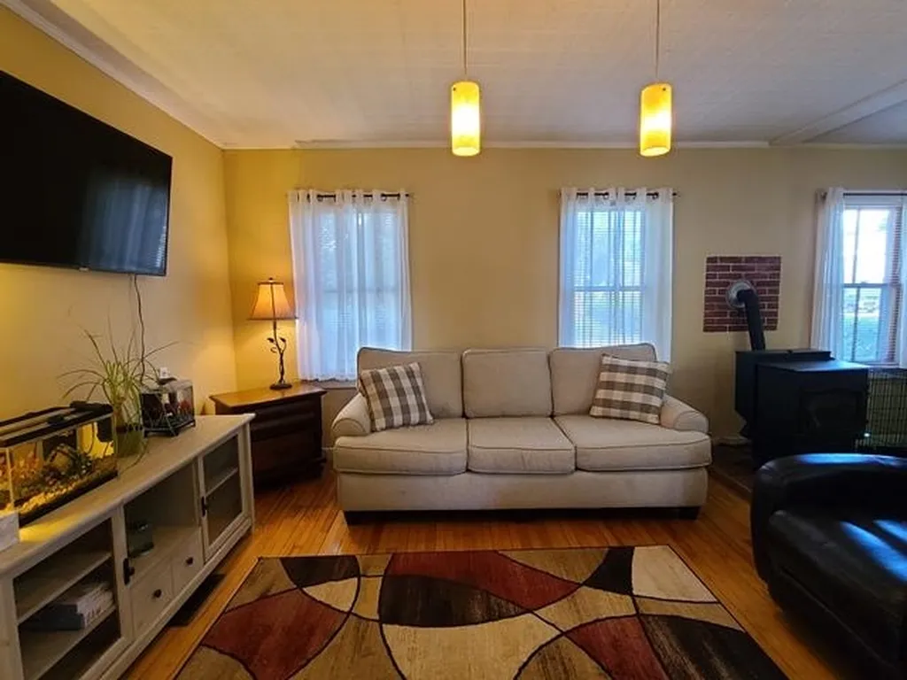 56 Douglass Street Keene NH 03431