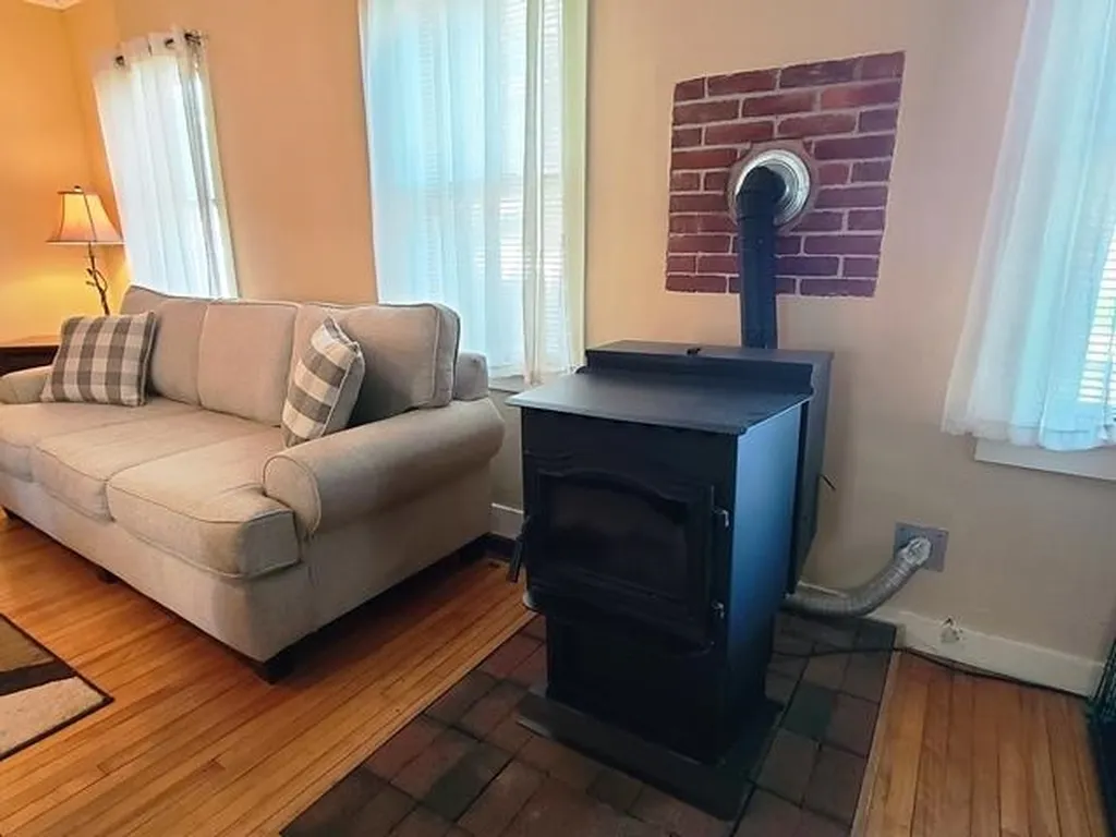 56 Douglass Street Keene NH 03431