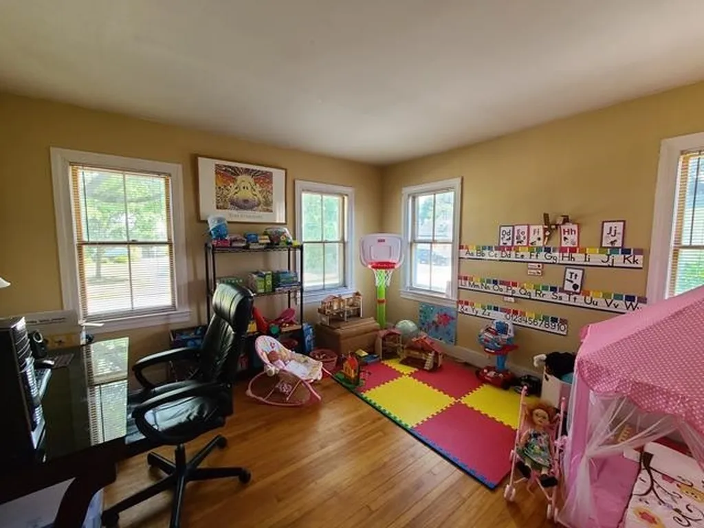 56 Douglass Street Keene NH 03431