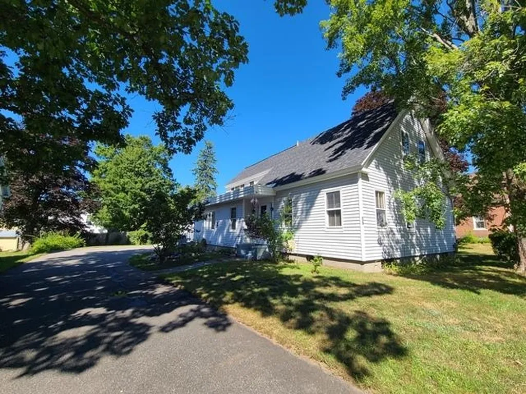 56 Douglass Street Keene NH 03431