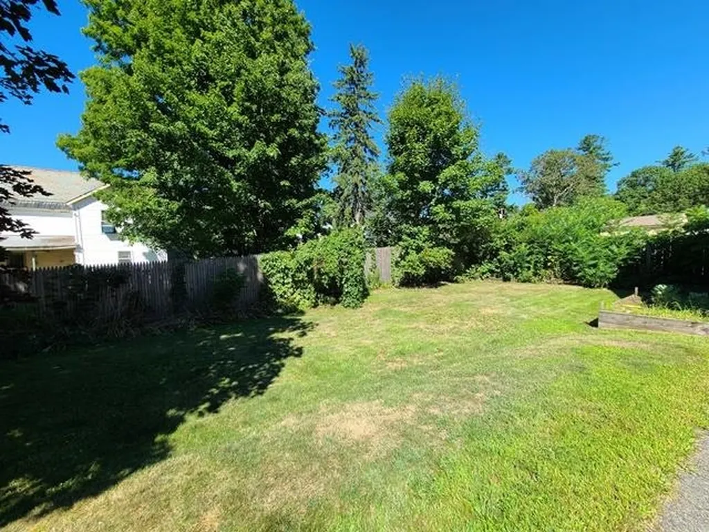 56 Douglass Street Keene NH 03431