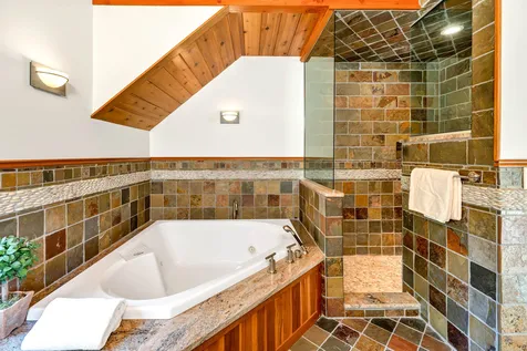 57 Bearfoot Creek Road Bartlett NH 03812