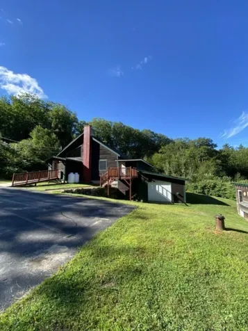 530 Straits Road New Hampton NH 03256
