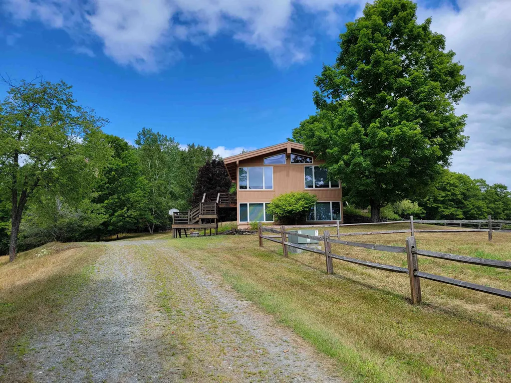 2054 Godfrey Road Thetford VT 05043