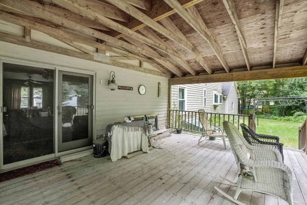 176 Rockingham Road Auburn NH 03032