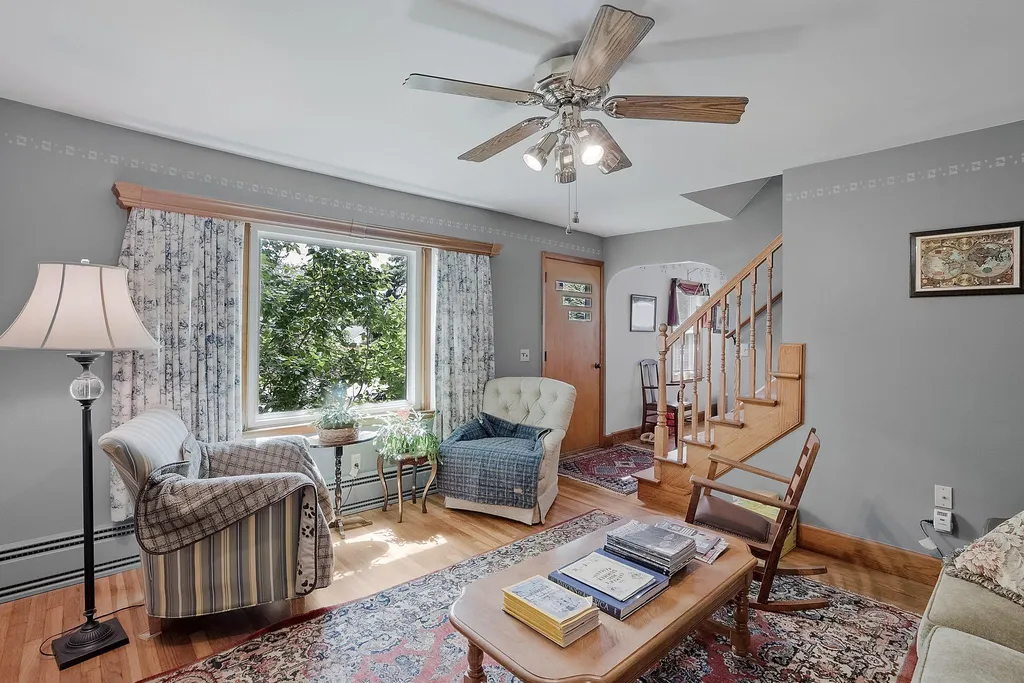 176 Rockingham Road Auburn NH 03032