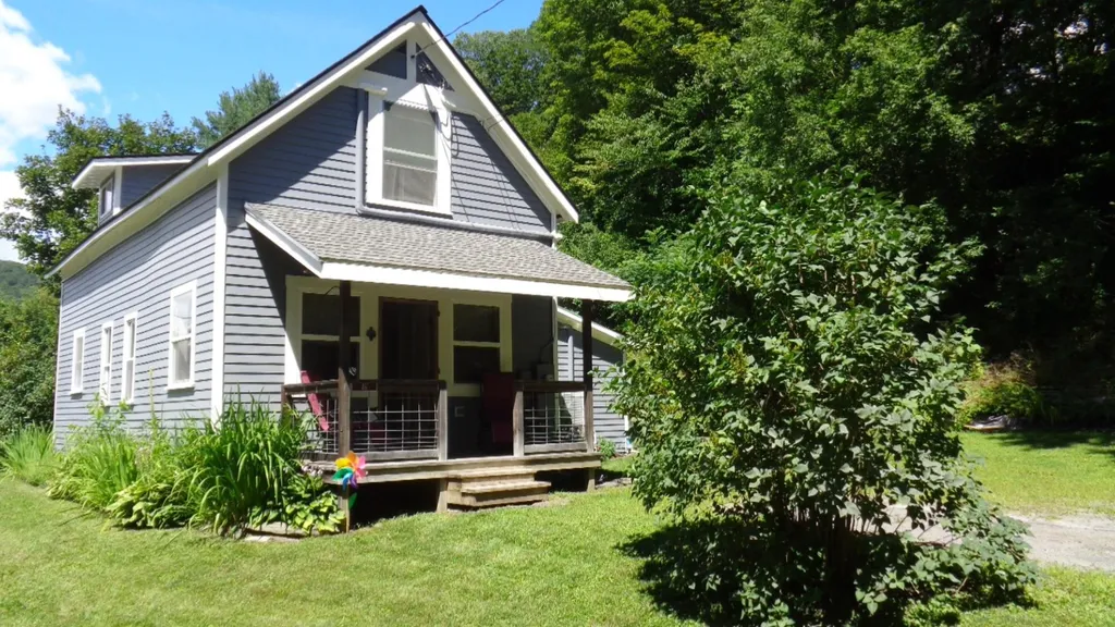 46 Saint Hyacinth Street Bethel VT 05032