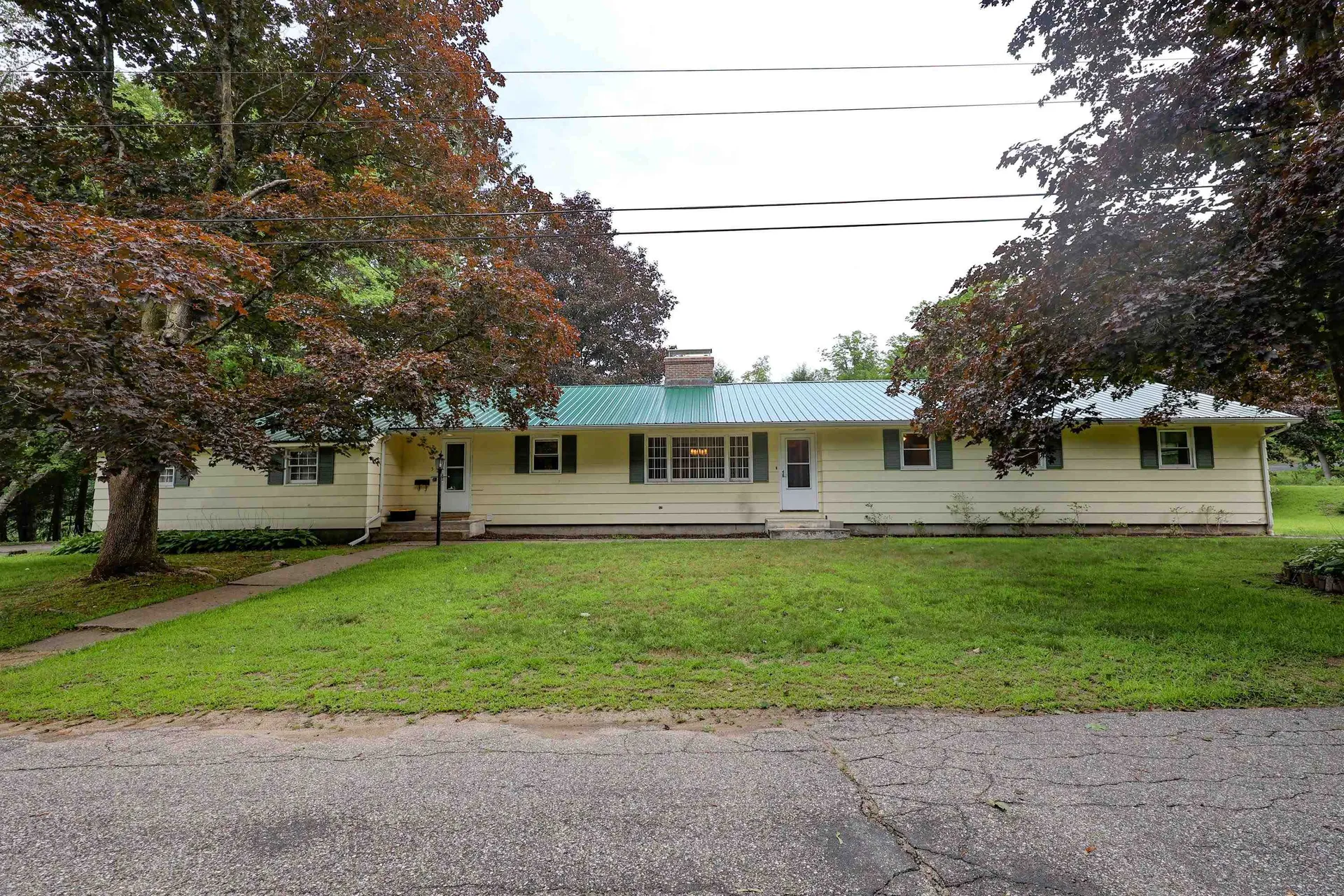 5 Poplar Street Franklin NH 03235