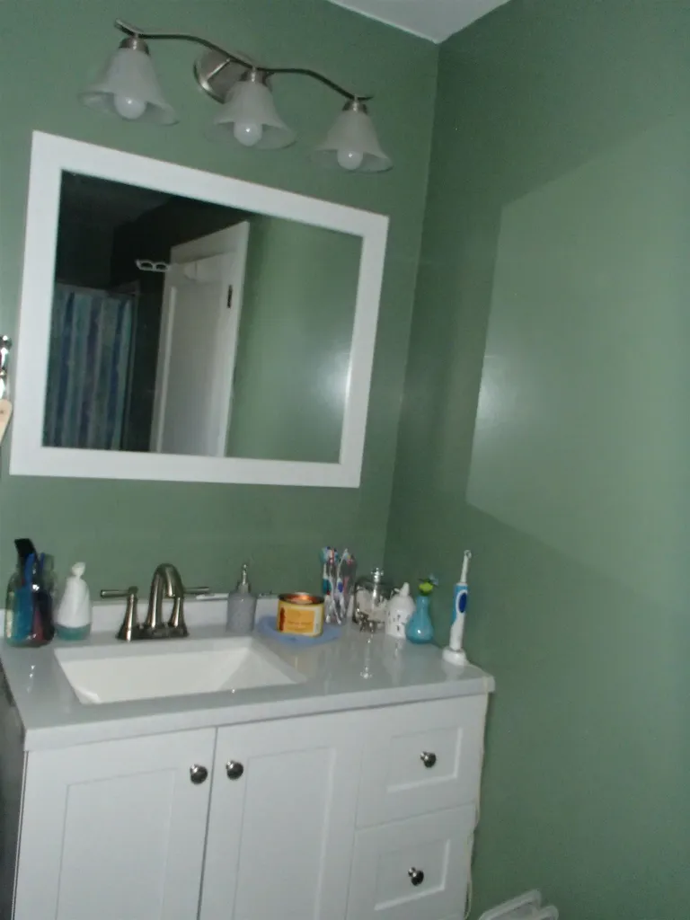 41 Winchester Court Keene NH 03431